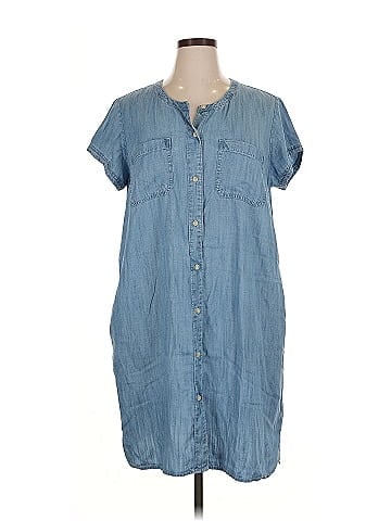 Liz Claiborne Casual Dress (view 1)