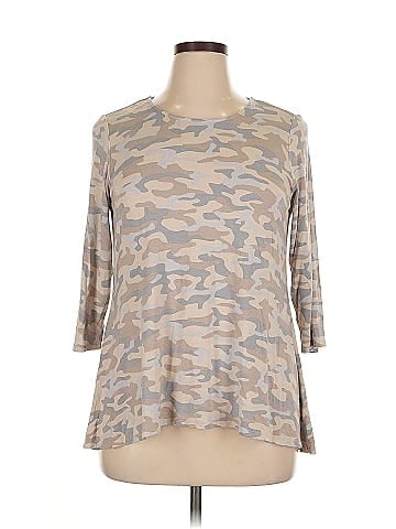 Intro 3/4 Sleeve Top (view 1)