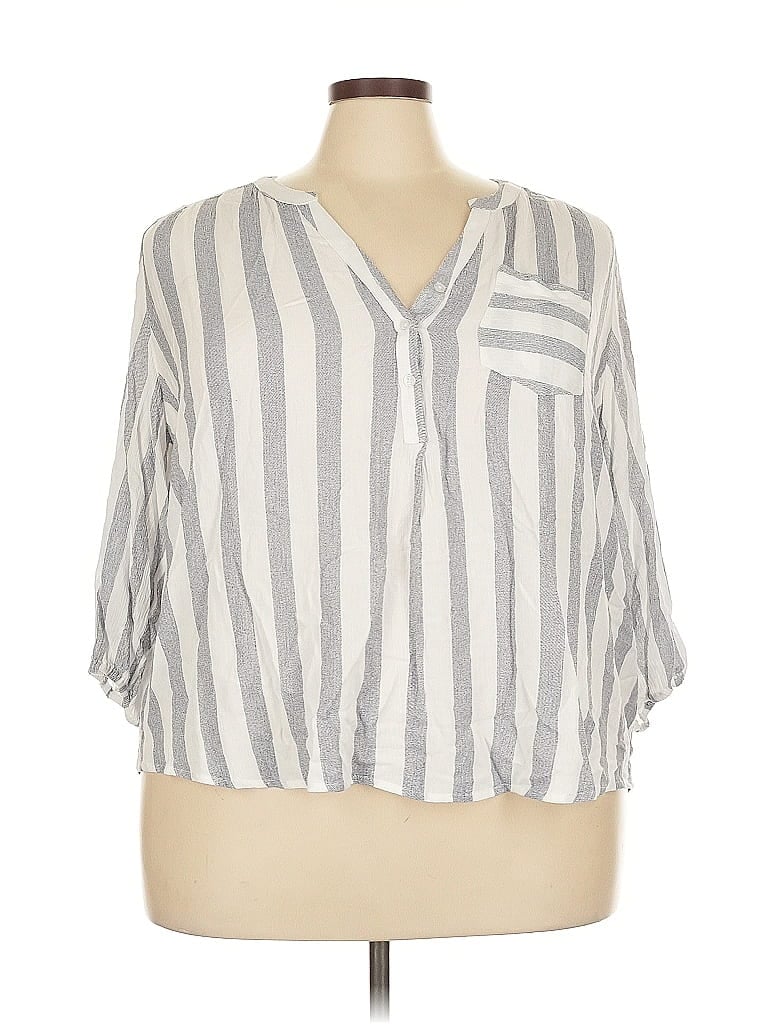 Pre-owned Market & Spruce 3/4 Sleeve T-shirt In Silver