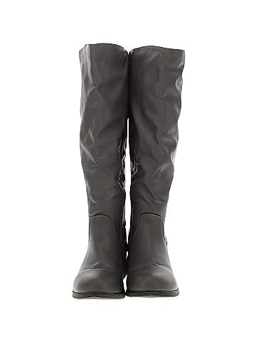 Journee Collection Boots (view 2)