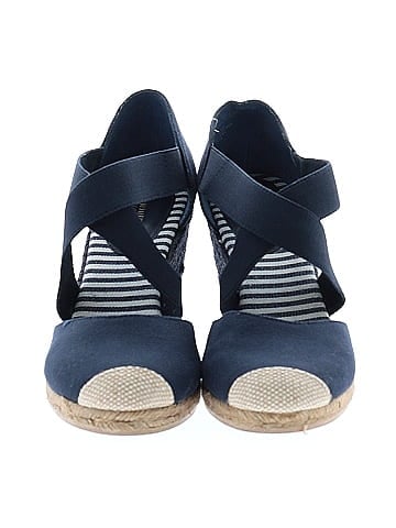 White Mountain Wedges (view 2)