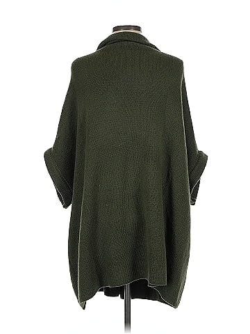 Akemi + Kin Poncho (view 2)