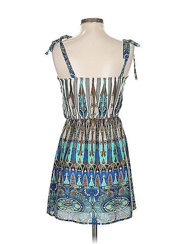 Glam Sleeveless Top (view 2)