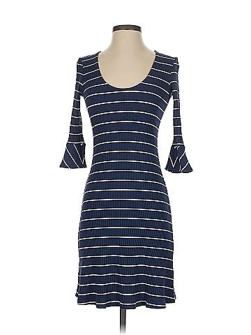 Amour Vert Casual Dress (view 1)