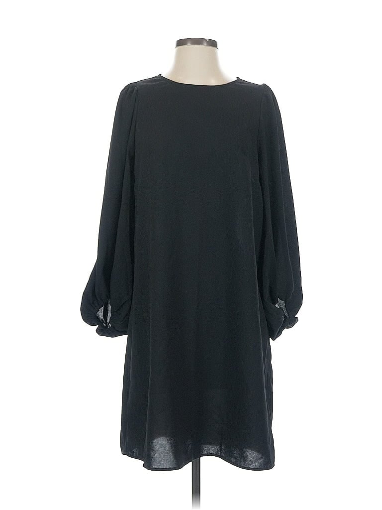 Pre-owned H&m Casual Dress In Black