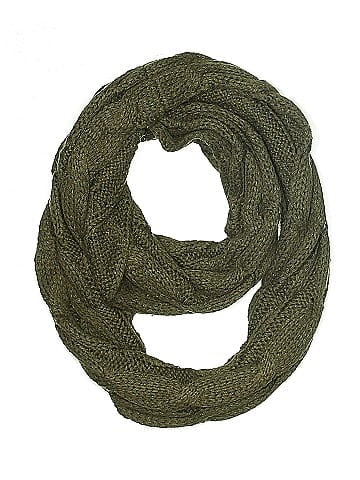 CC Scarf (view 1)