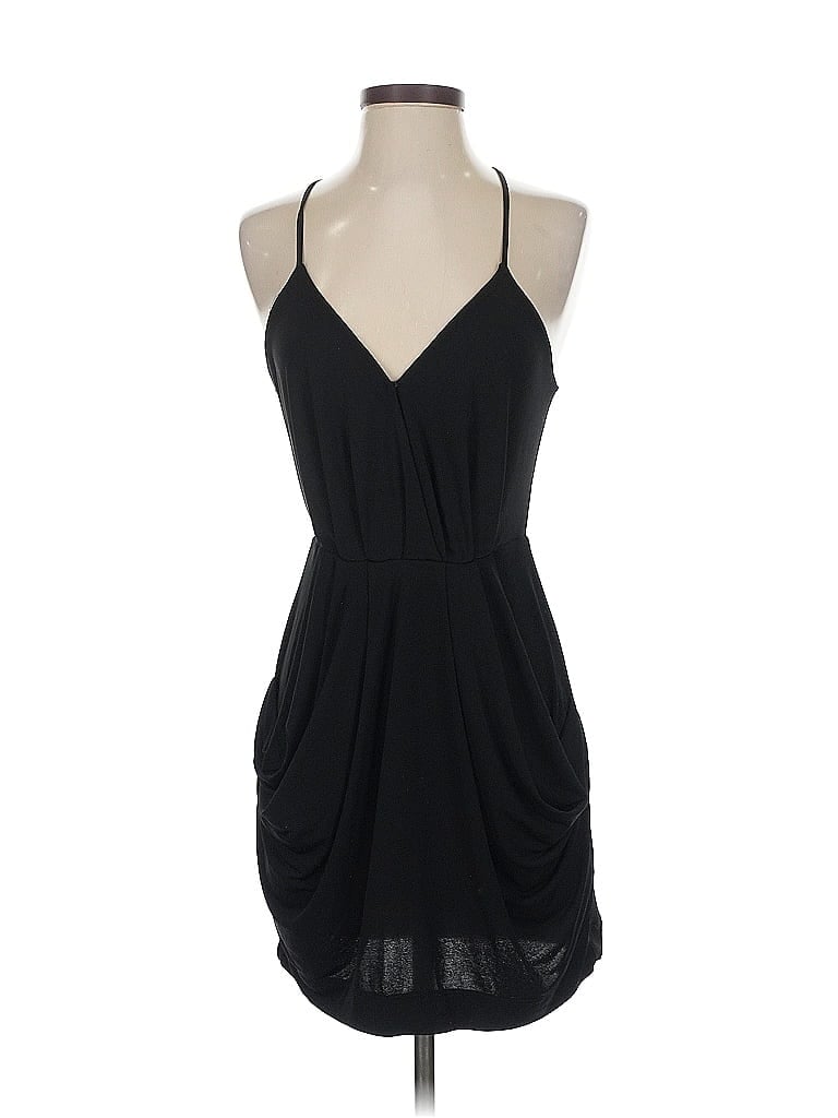 Click to view more detailed imagery on our partner's website Pre-owned Bcbgeneration Cocktail Dress In Black