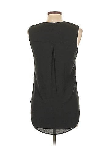 Bellatrix Sleeveless Button-Down Shirt (view 2)