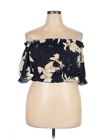 Unbranded Sleeveless Blouse (view 1)