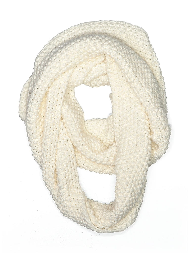 Click to view more detailed imagery on our partner's website Pre-owned Unbranded Scarf In White