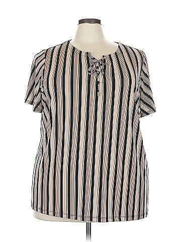 Liz Claiborne Career Short Sleeve Blouse (view 1)