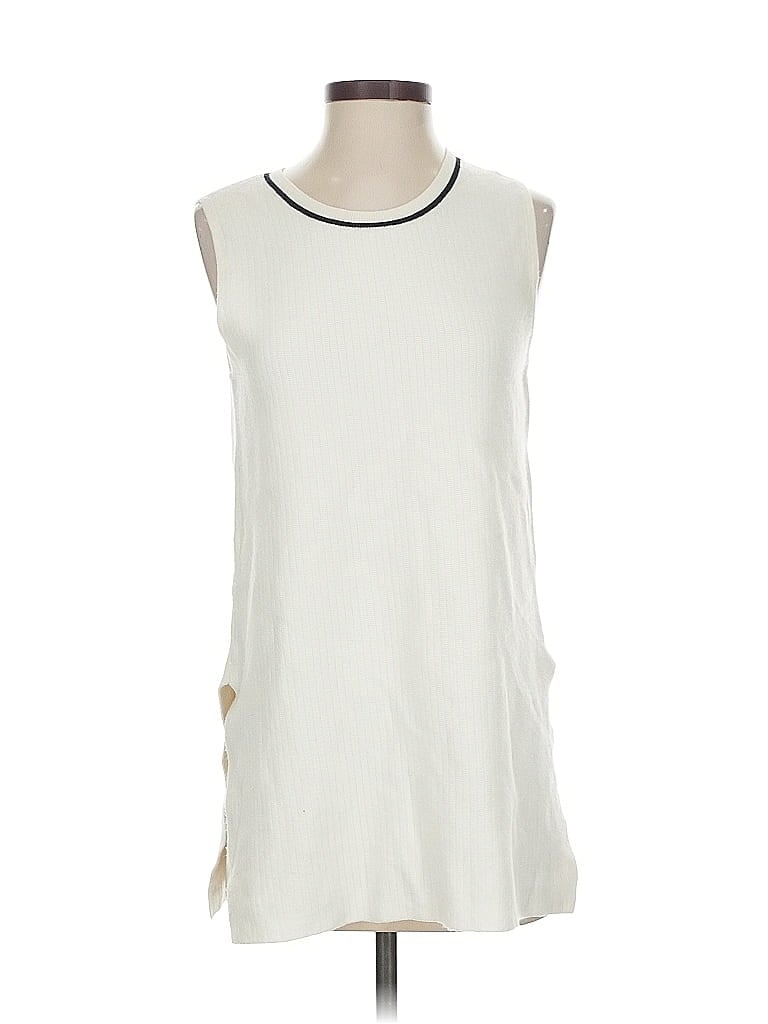 Click to view more detailed imagery on our partner's website Pre-owned Athleta Sweater Vest In White