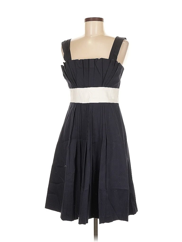 Pre-owned Lavender Label By Vera Wang Casual Dress In Gray