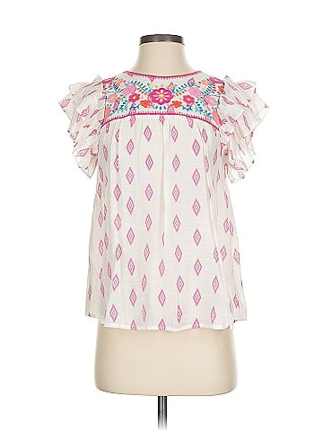 Blu Pepper Sleeveless Blouse (view 1)