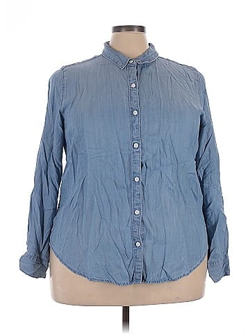 Liz Claiborne Long Sleeve Button-Down Shirt (view 1)