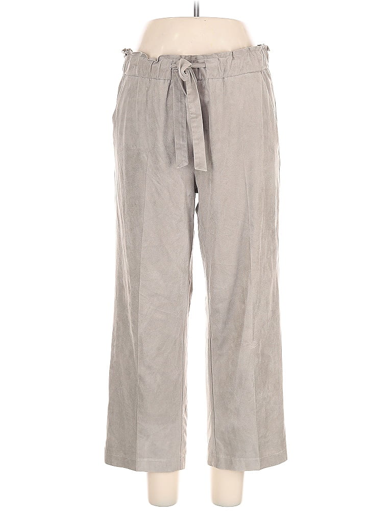 Click to view more detailed imagery on our partner's website Pre-owned Cambio Casual Pants In Gray