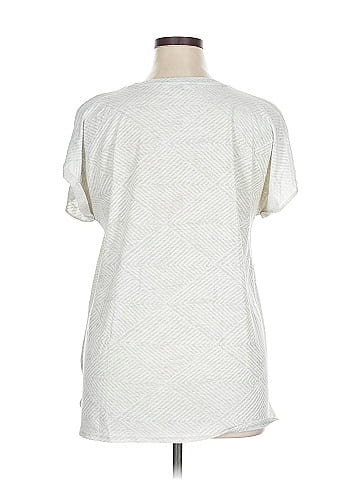 Lucky Lotus Short Sleeve Top (view 2)