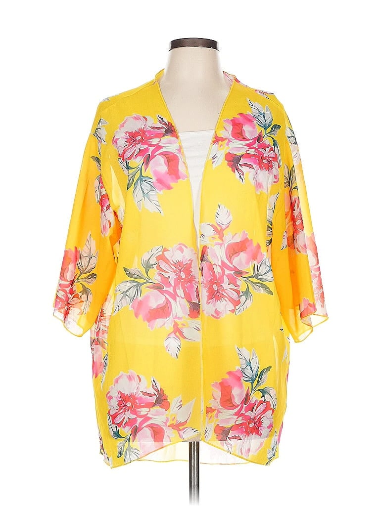Pre-owned Unbranded Kimono In Yellow