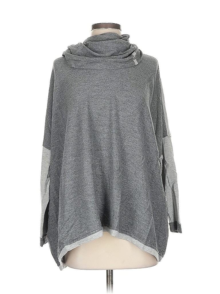 Pre-owned Cabi Poncho In Gray