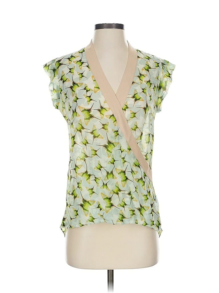 CABI Pre-owned Sleeveless Blouse In Green