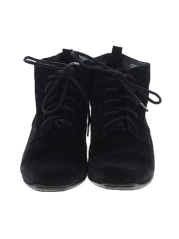 Clarks Heels (view 2)