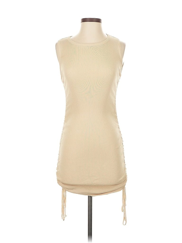 Pre-owned Lioness Casual Dress In White