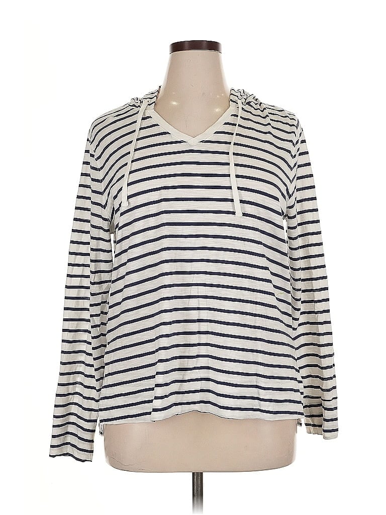 Pre-owned Old Navy Pullover Sweater In White