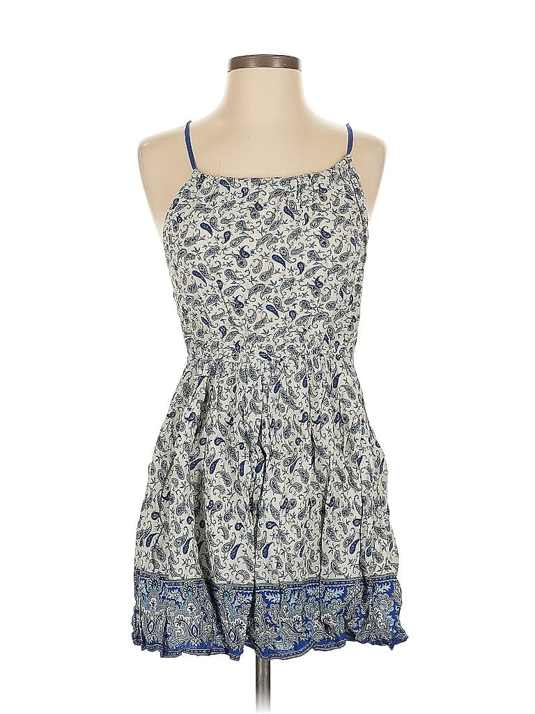 Click to view more detailed imagery on our partner's website Pre-owned En Creme Casual Dress In Blue