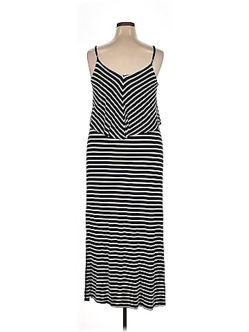 Mossimo Casual Dress (view 2)