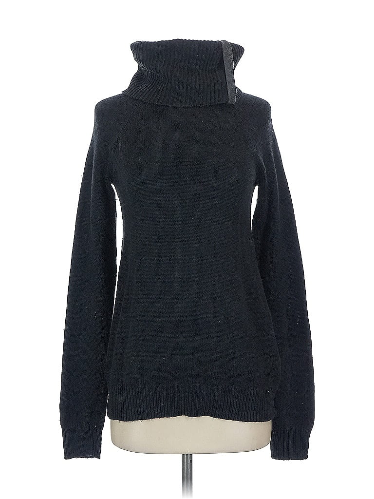 Pre-owned Gap Turtleneck Sweater In Black