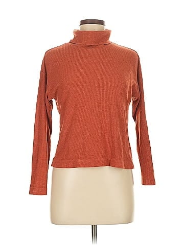 Uniqlo Long Sleeve Turtleneck (view 1)