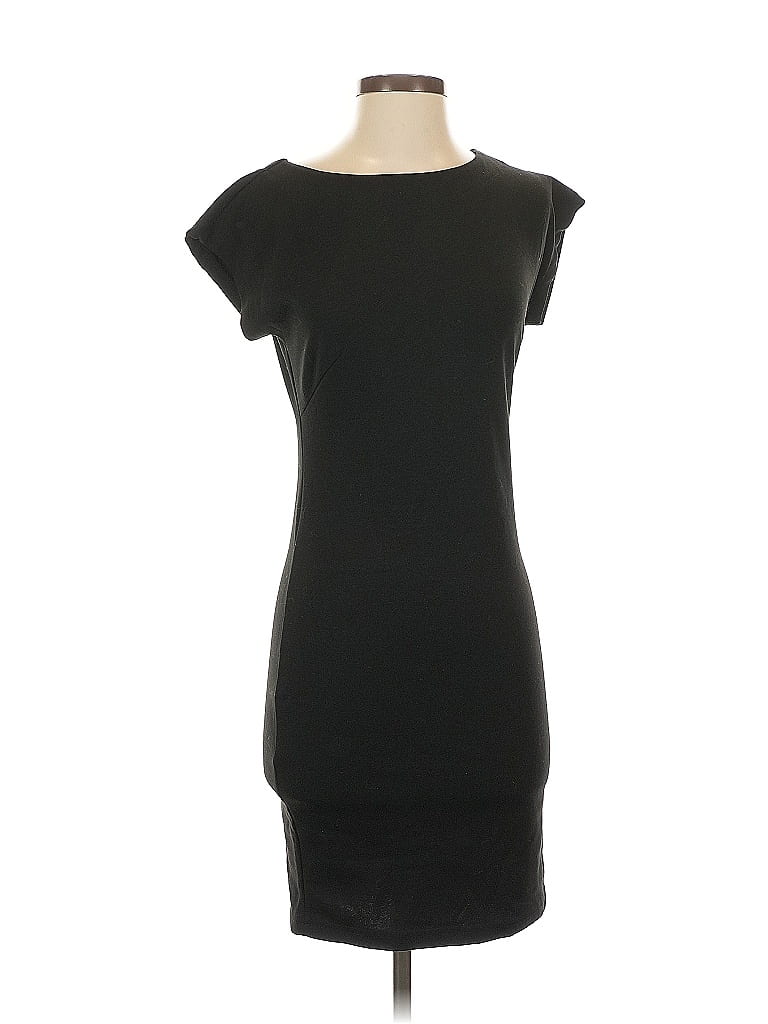 Pre-owned H&m Casual Dress In Black