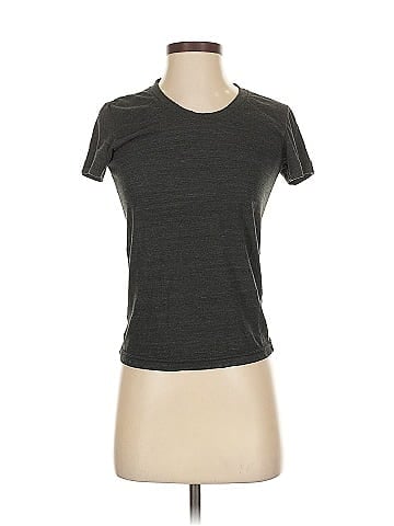 Uniqlo Short Sleeve T-Shirt (view 1)
