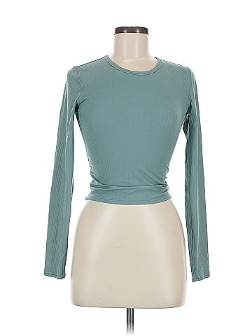 Lululemon Athletica Long Sleeve T-Shirt (view 1)
