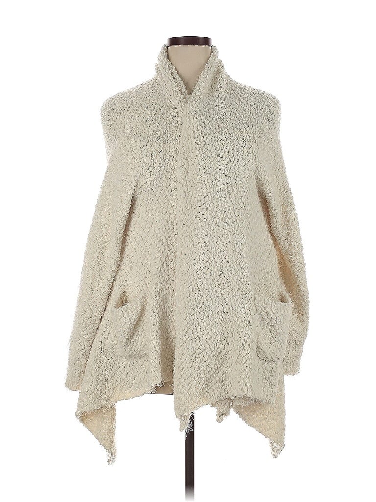 Pre-owned Vici Poncho In White