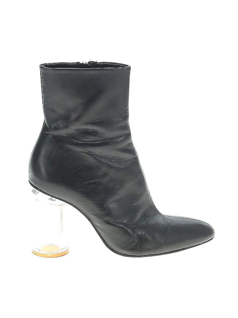 Pre-owned Zara Ankle Boots In Black