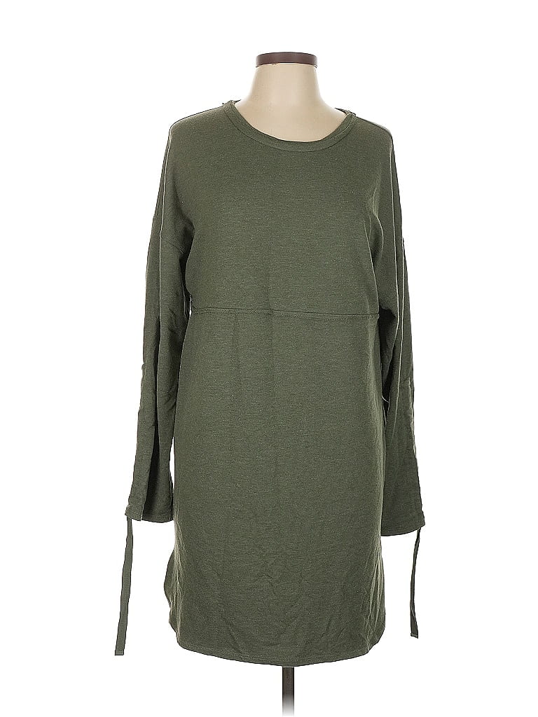 Pre-owned Max Studio Casual Dress In Green