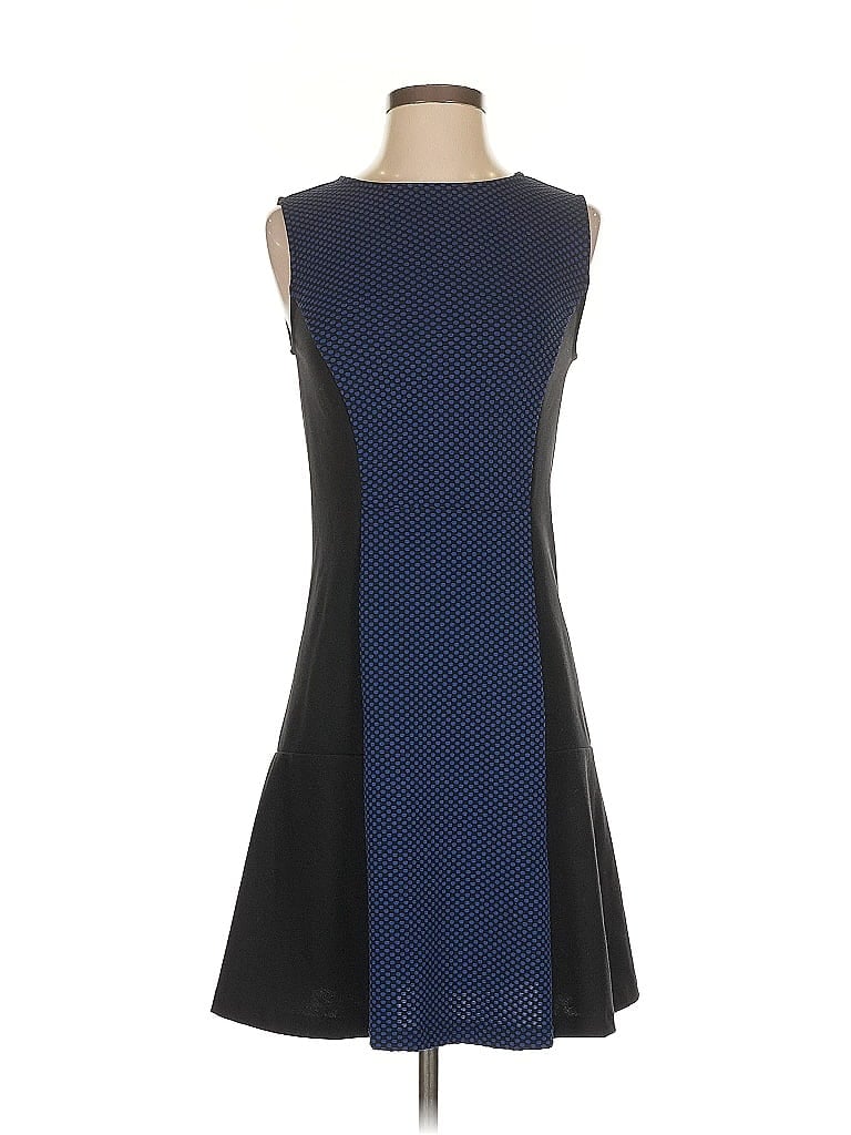 Pre-owned Daisy Fuentes Casual Dress In Black