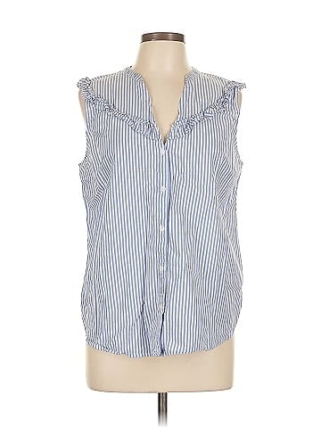 Old Navy Sleeveless Button-Down Shirt (view 1)