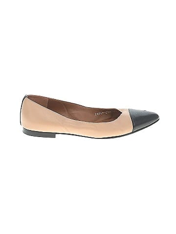 Margaux Flats (view 1)