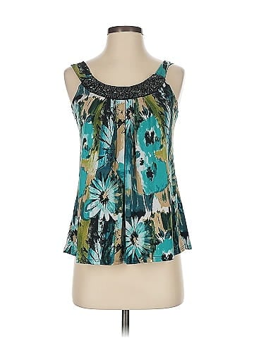 B.wear Sleeveless Blouse (view 1)
