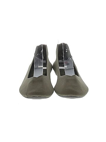 Mia Flats (view 2)