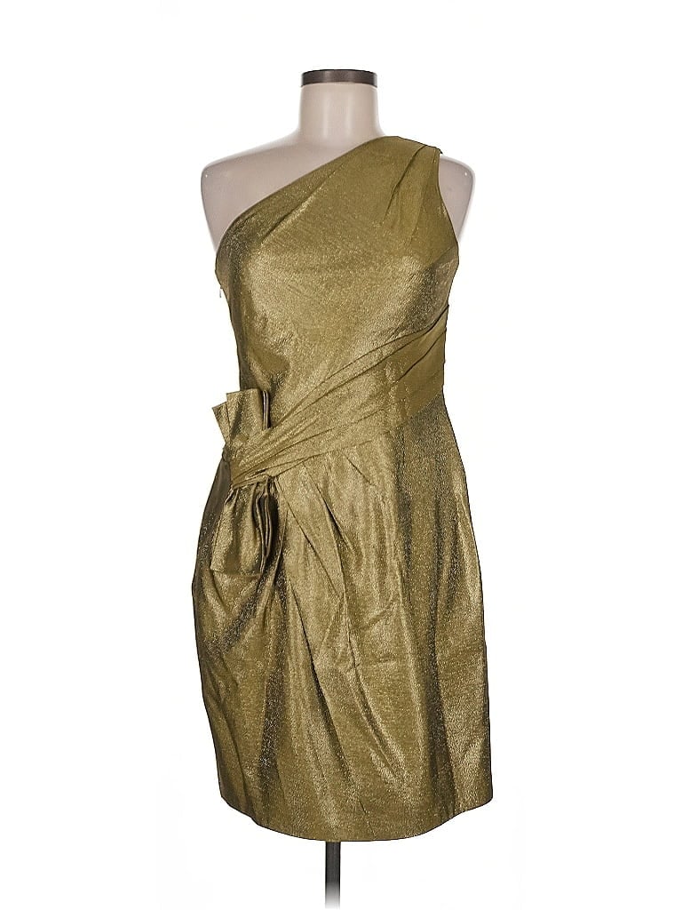 Pre-owned Carmen Marc Valvo Cocktail Dress In Gold