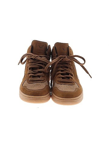 VEJA Sneakers (view 2)