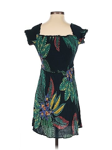 Patrons of Peace Casual Dress (view 2)