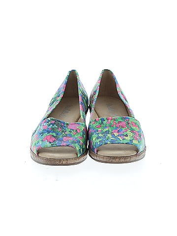 Michelle D. Flats (view 2)