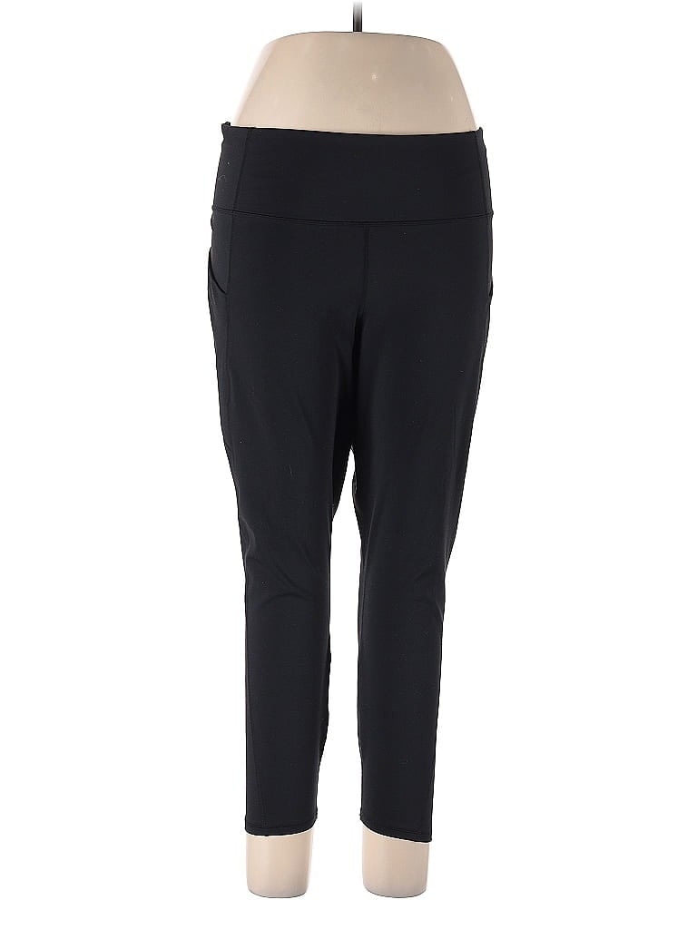 Click to view more detailed imagery on our partner's website Pre-owned Fabletics Active Pants In Black