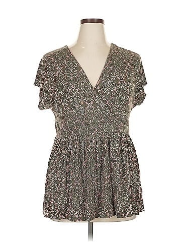 Torrid Short Sleeve Blouse (view 1)