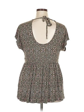Torrid Short Sleeve Blouse (view 2)