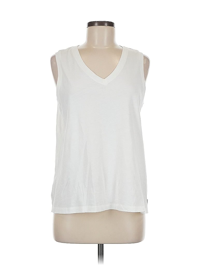 Click to view more detailed imagery on our partner's website Pre-owned Eddie Bauer Sleeveless T-shirt In White